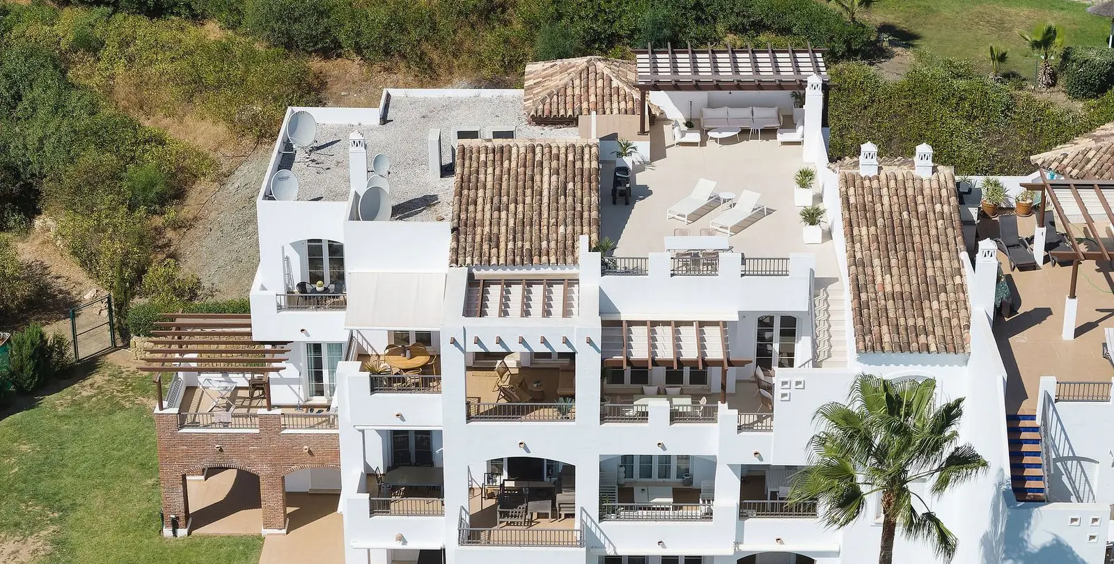 Sale of penthouse in Los Arqueros 32