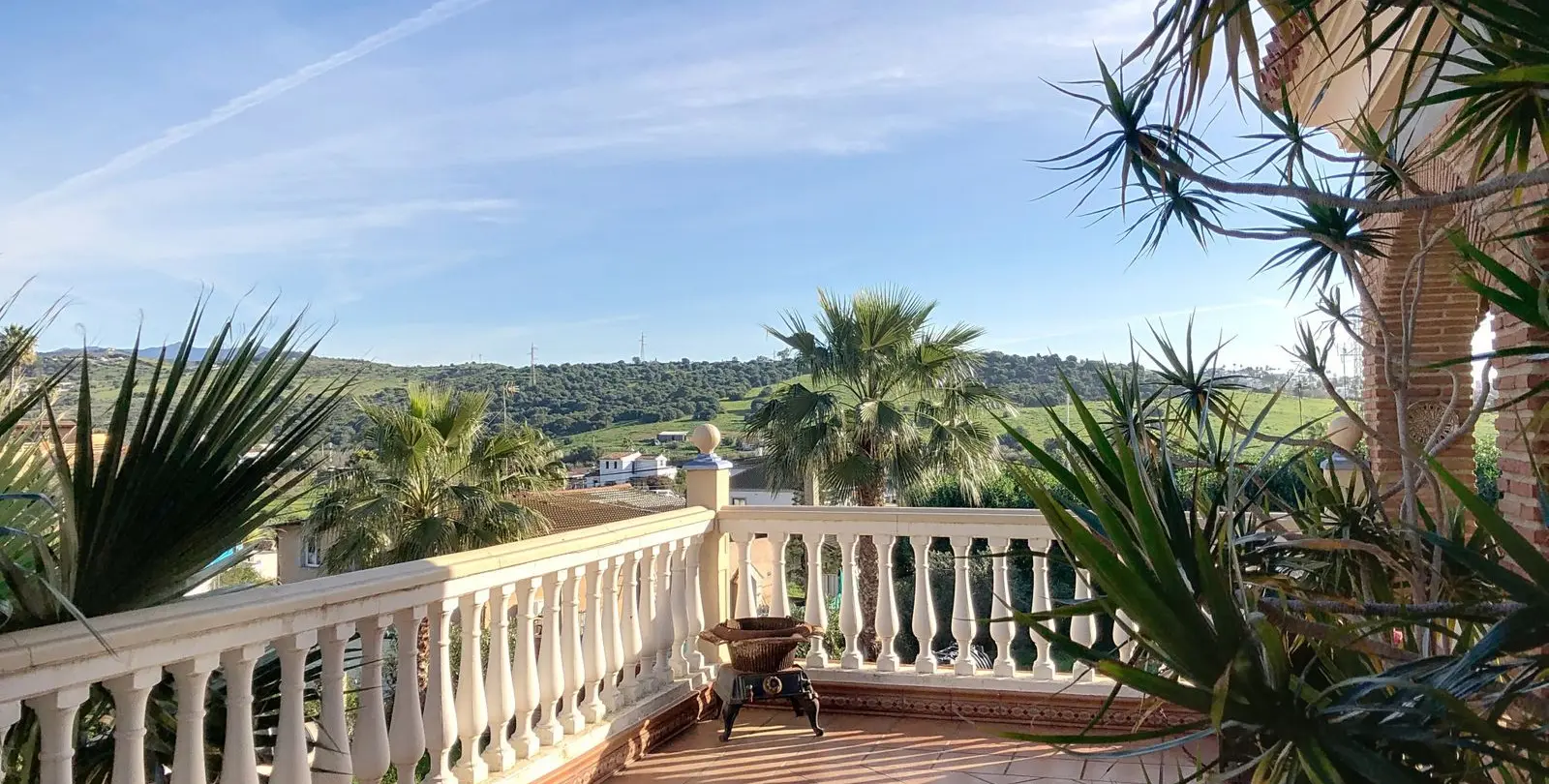 Продажа  отдельно стоящей виллы в Estepona 6