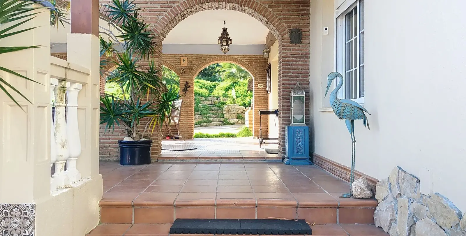 Продажа  отдельно стоящей виллы в Estepona 7