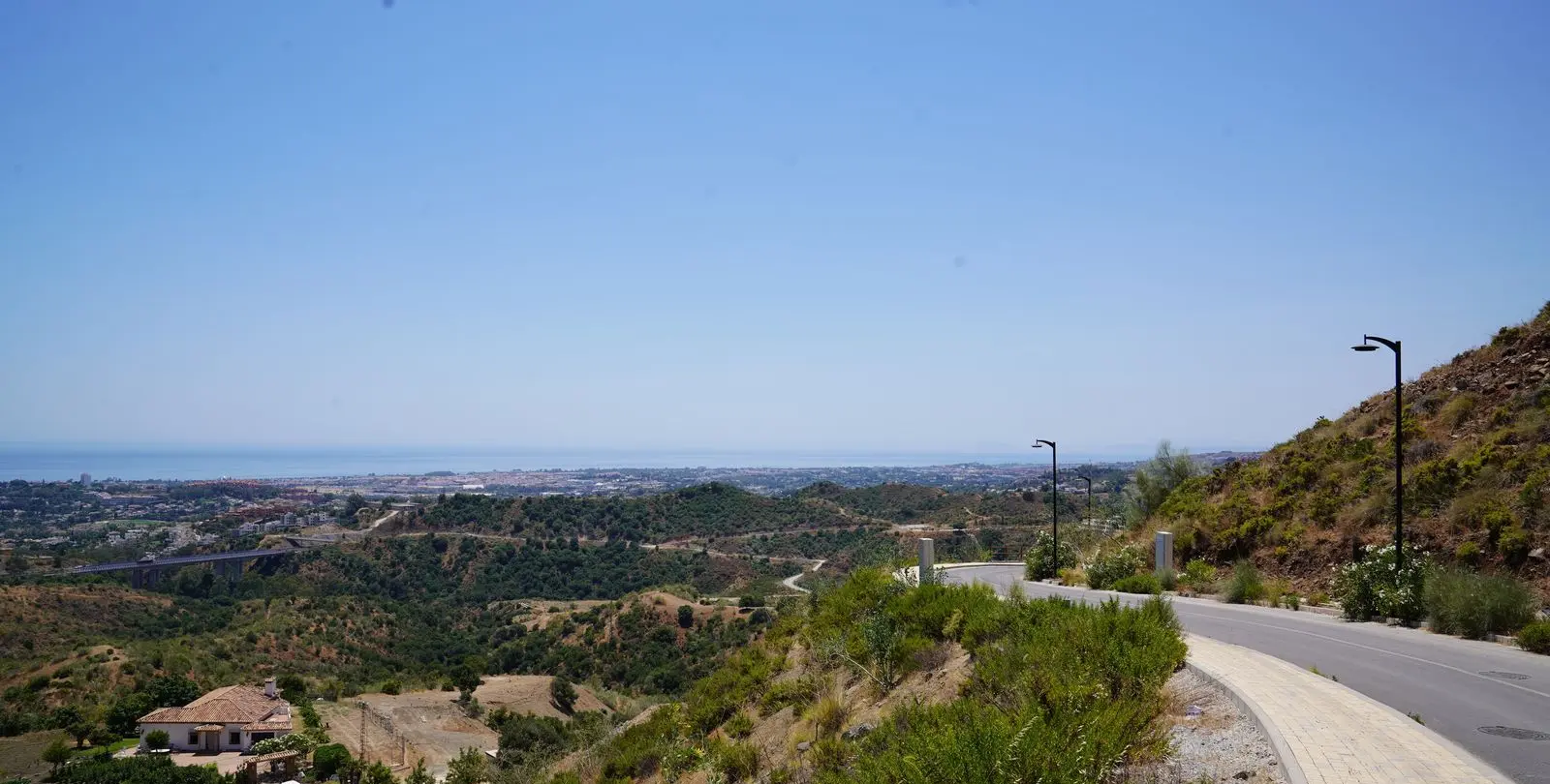 Sale of residential plot in La Quinta 13