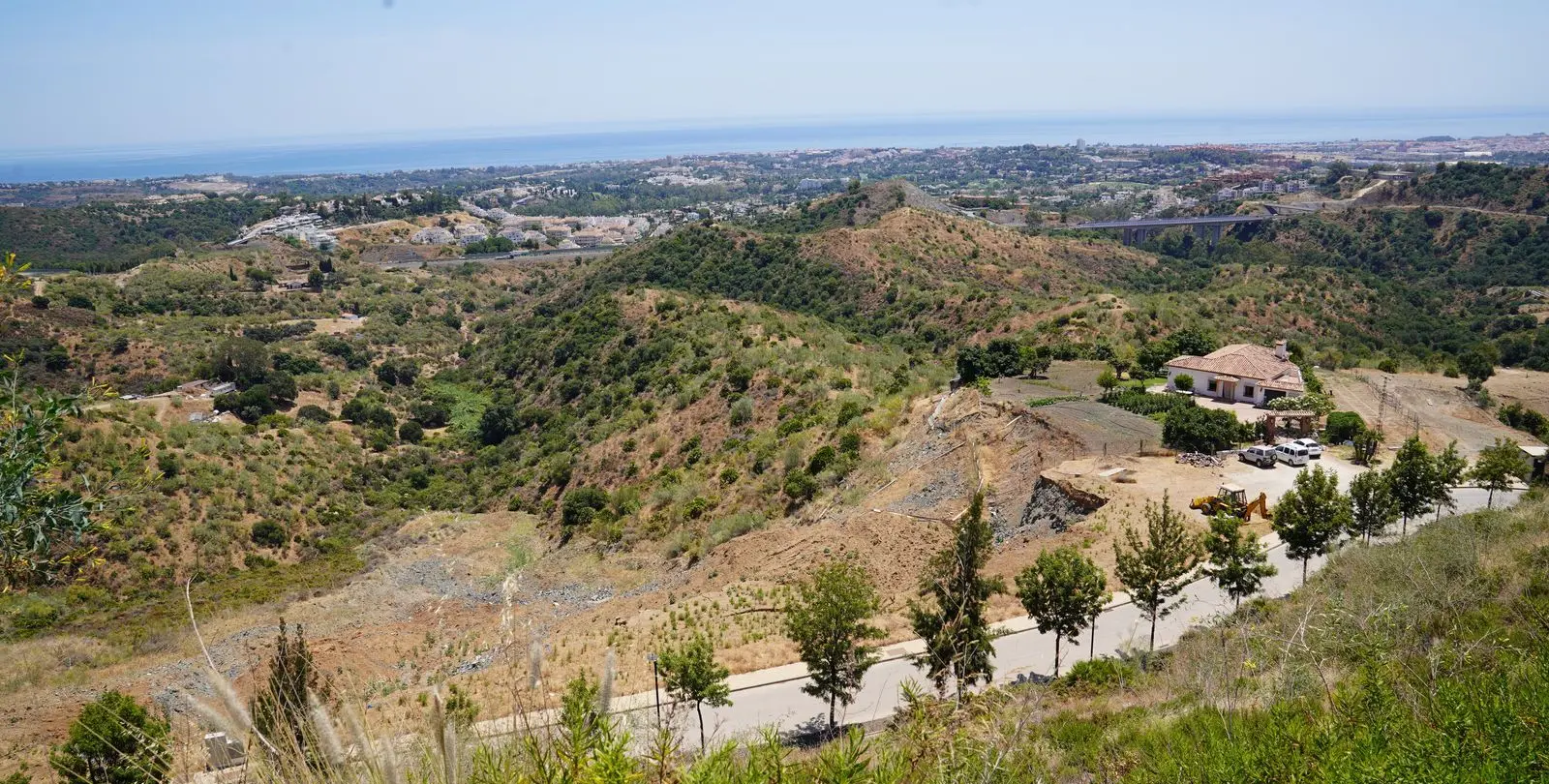 Sale of residential plot in La Quinta 14