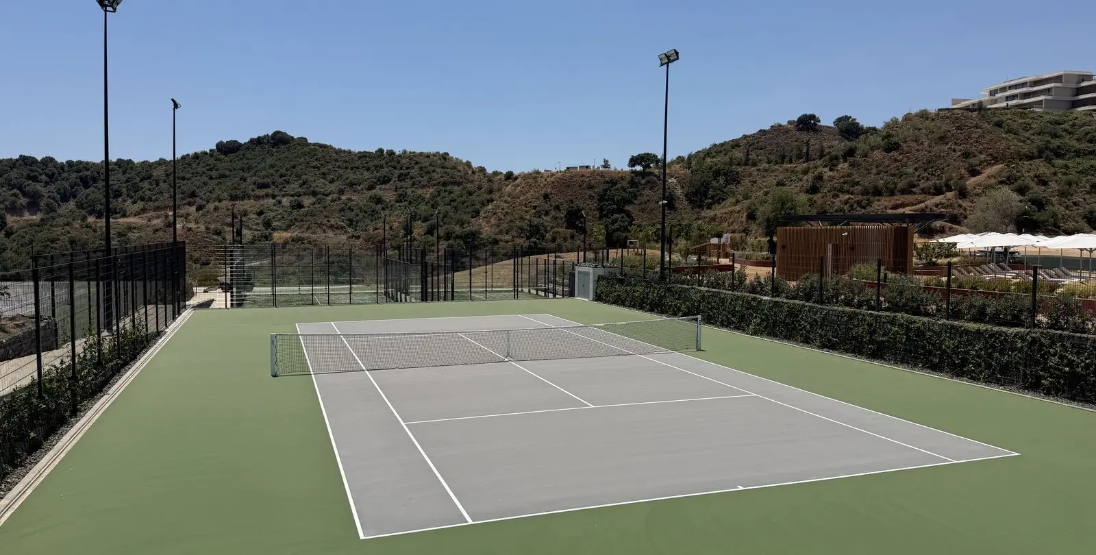 Sale of residential plot in La Quinta 20