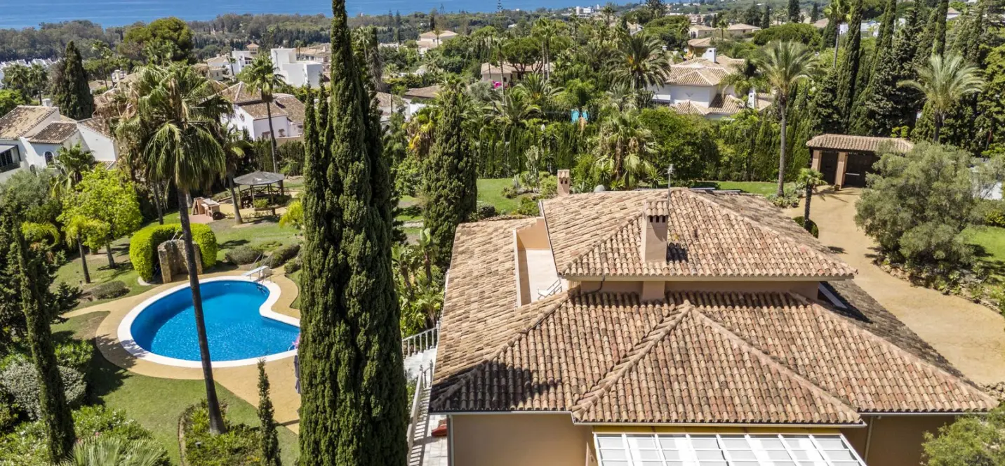 Venta de villa independiente en Elviria 3