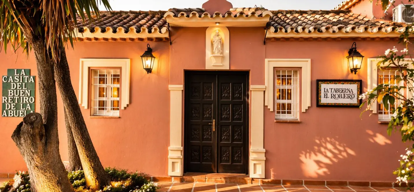 Sale of detached villa in Guadalmina Baja 3