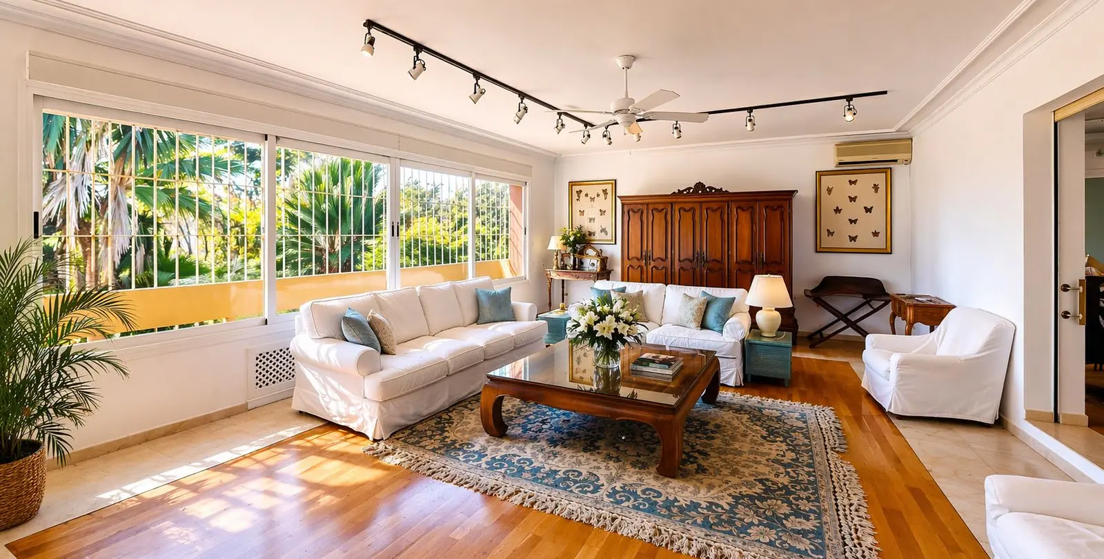 Sale of detached villa in Guadalmina Baja 12