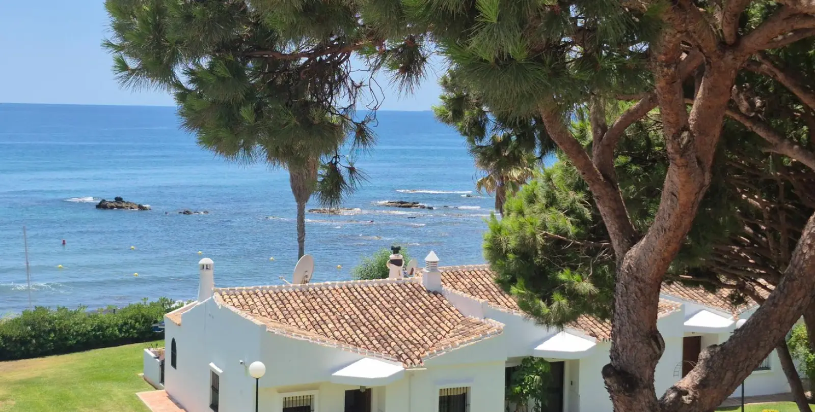 Sale of middle floor apartment in Mijas 16