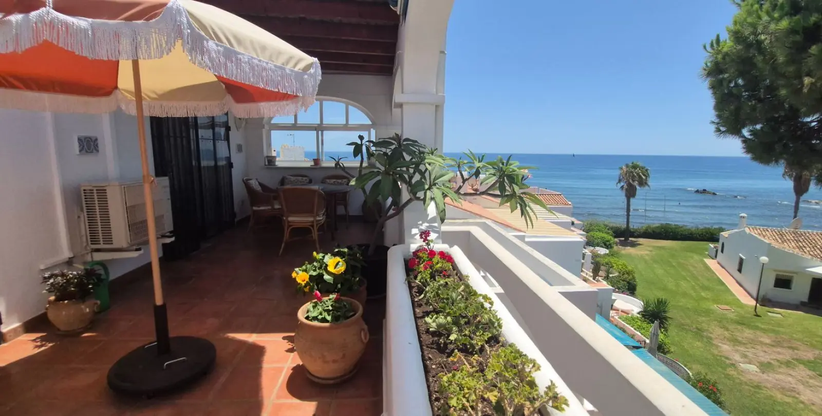 Sale of middle floor apartment in Mijas 17