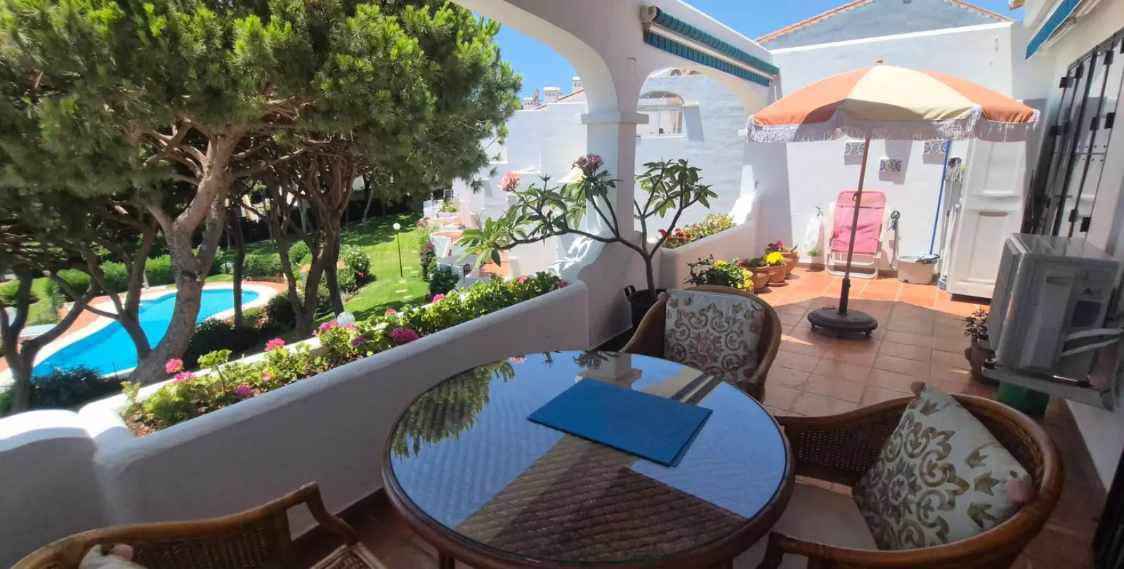 Sale of middle floor apartment in Mijas 19