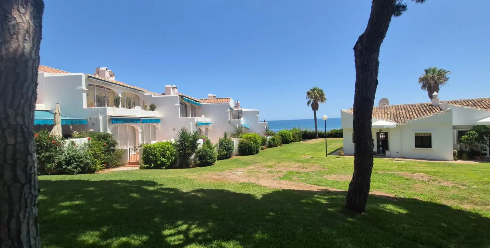 Sale of middle floor apartment in Mijas 49