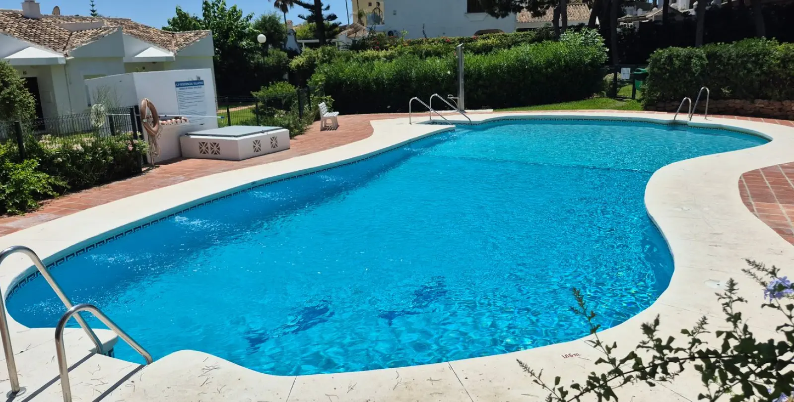 Sale of middle floor apartment in Mijas 54