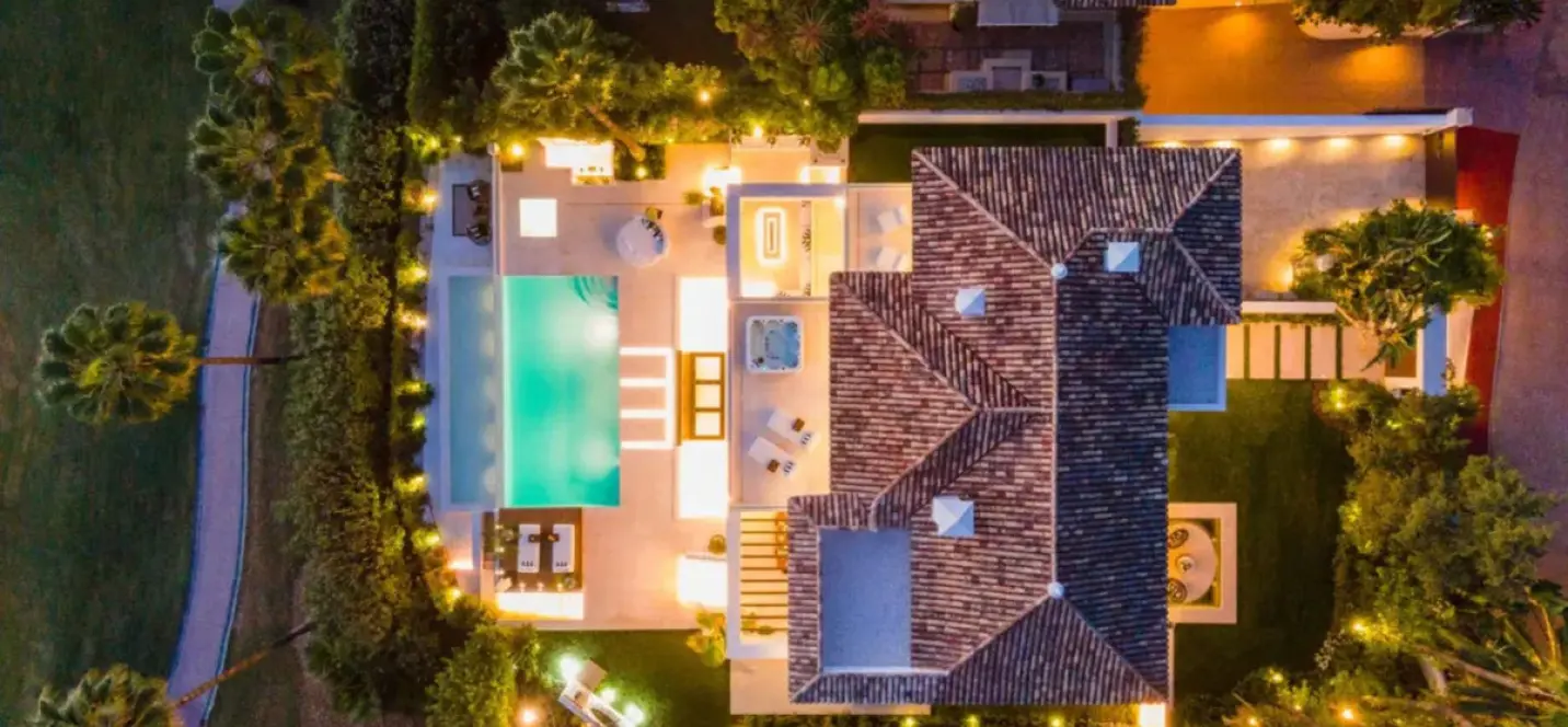 Long-term rent of detached villa in Nueva Andalucía 2