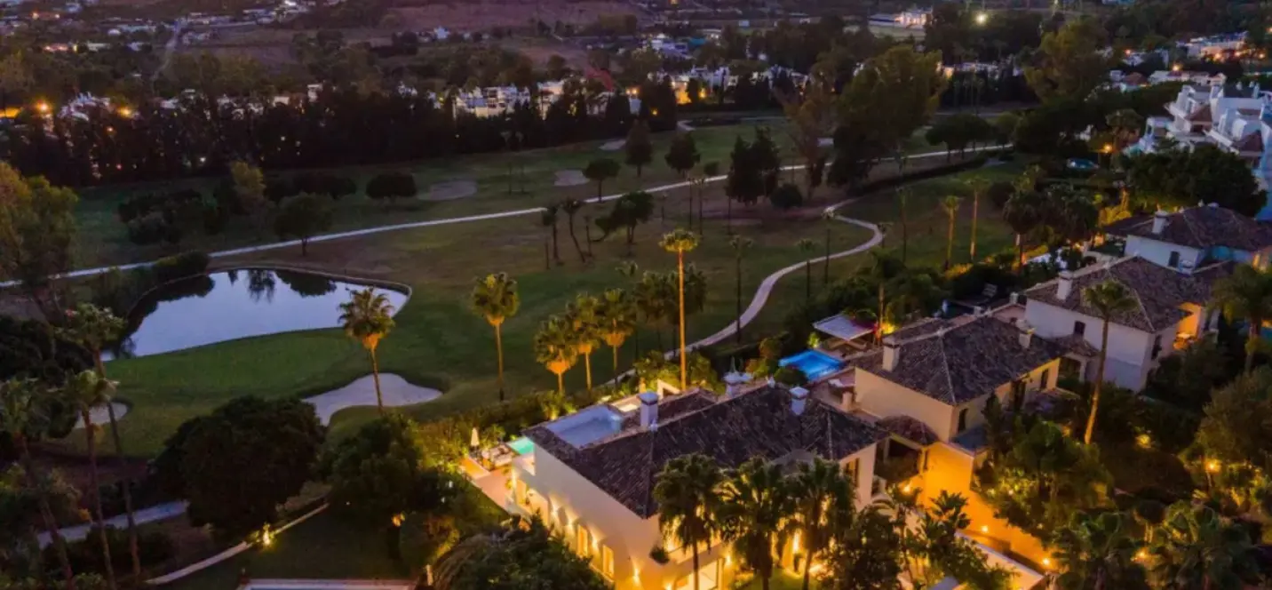 Long-term rent of detached villa in Nueva Andalucía 4