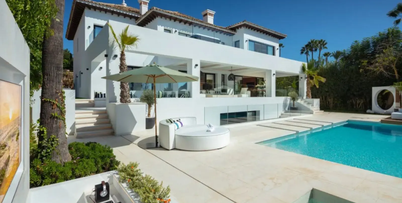 Long-term rent of detached villa in Nueva Andalucía 16