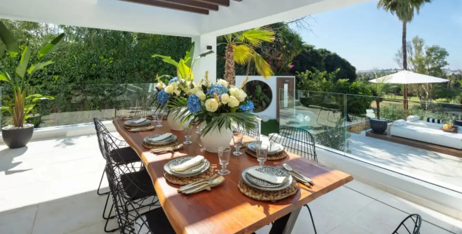 Long-term rent of detached villa in Nueva Andalucía 30