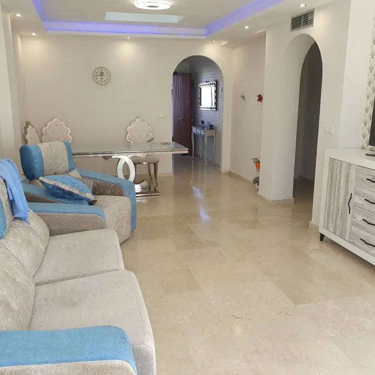 Sale of penthouse in El Paraiso