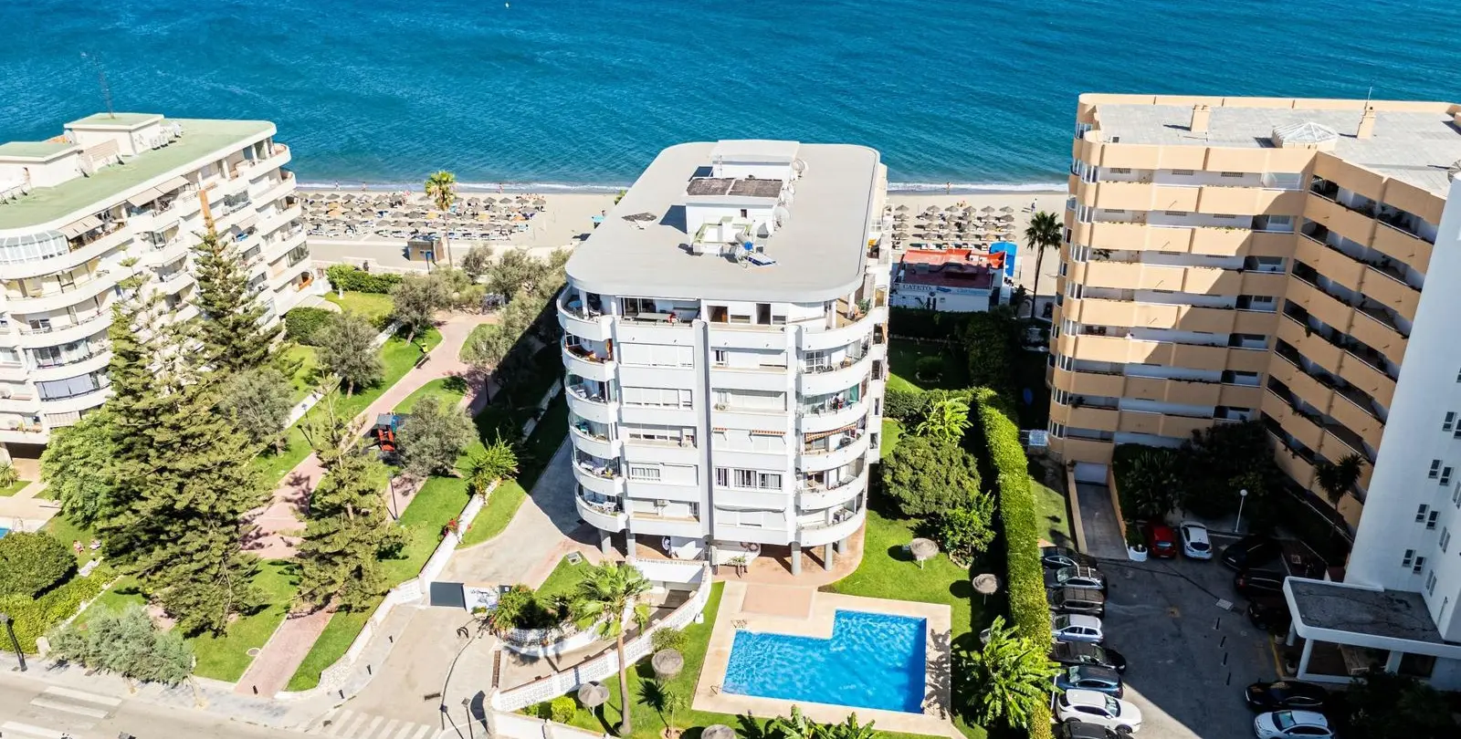Продажа апартаментов на среднем этаже в Fuengirola 1
