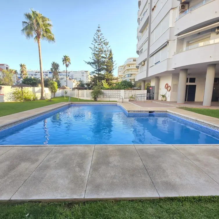 Продажа апартаментов на среднем этаже в Fuengirola
