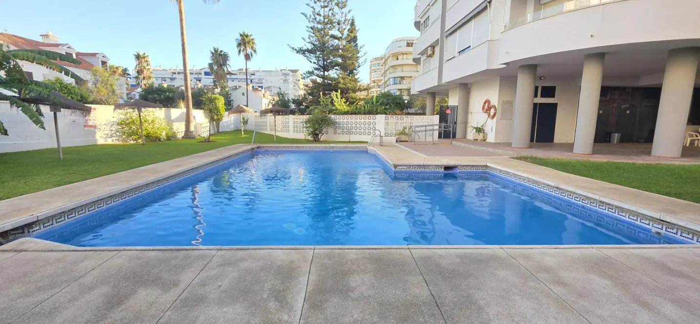 Продажа апартаментов на среднем этаже в Fuengirola 1