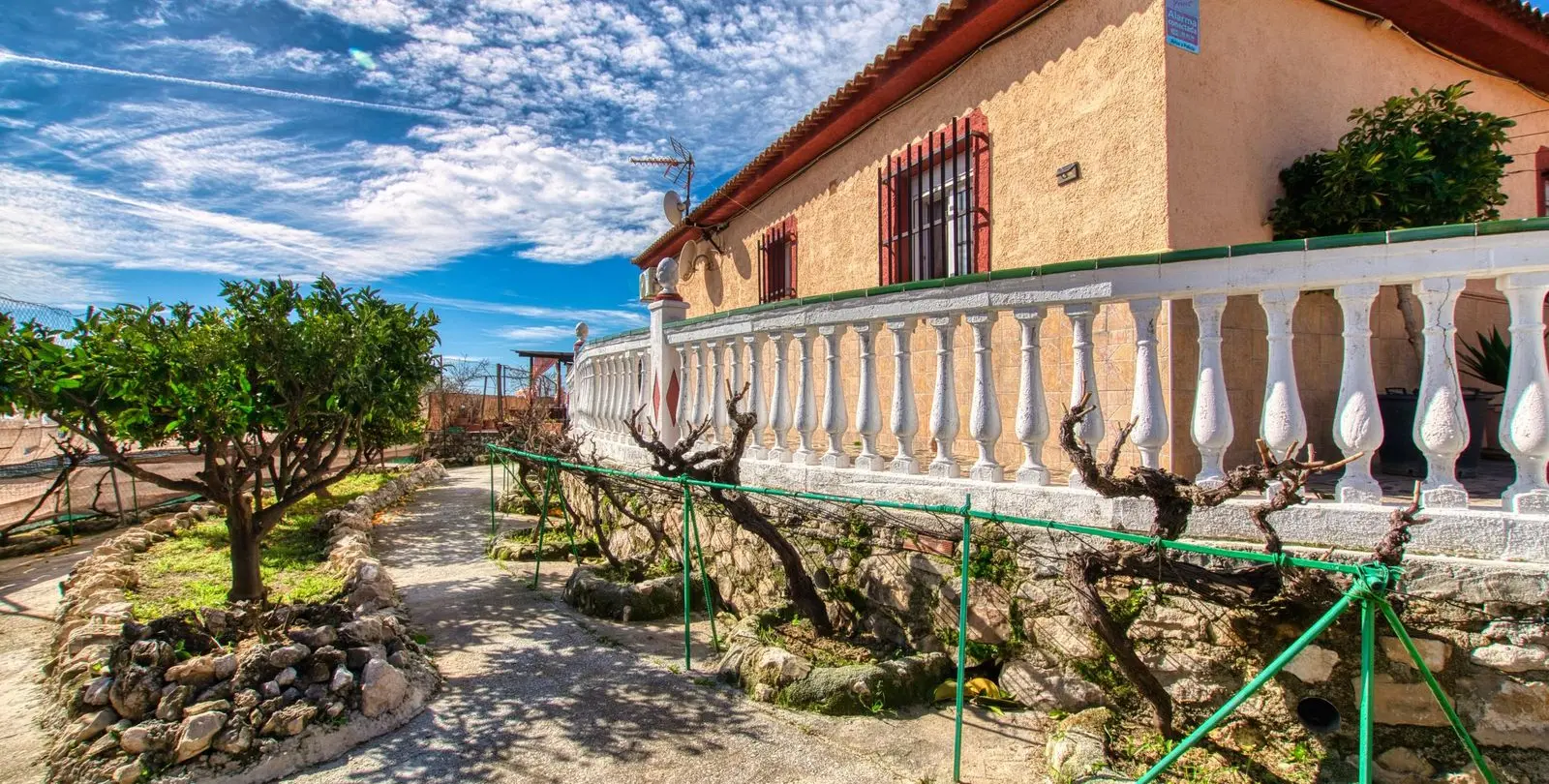 Sale of finca - cortijo in Alcaucín 40
