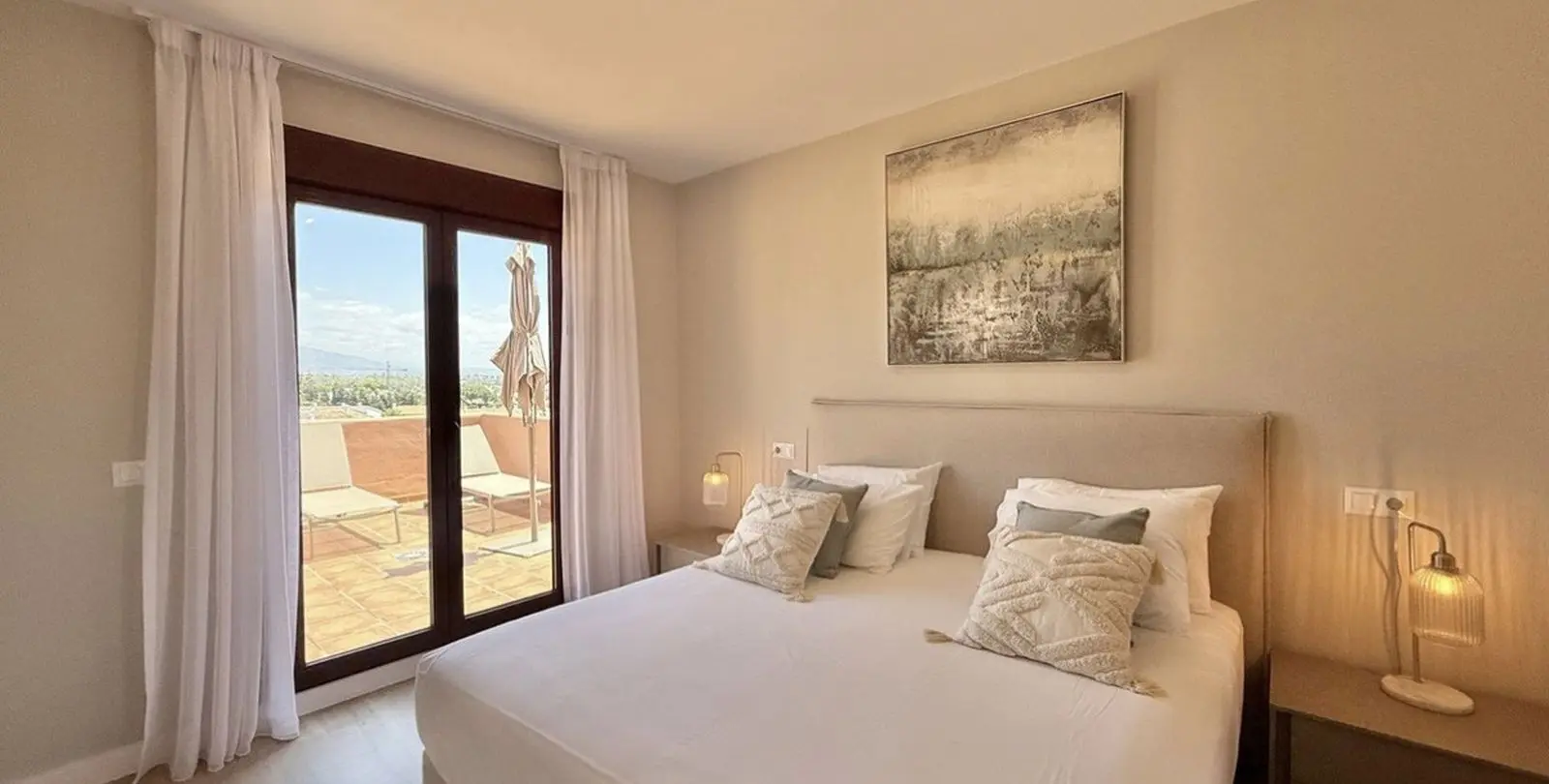 Продажа двухуровневого пентхауса в El Paraiso 29