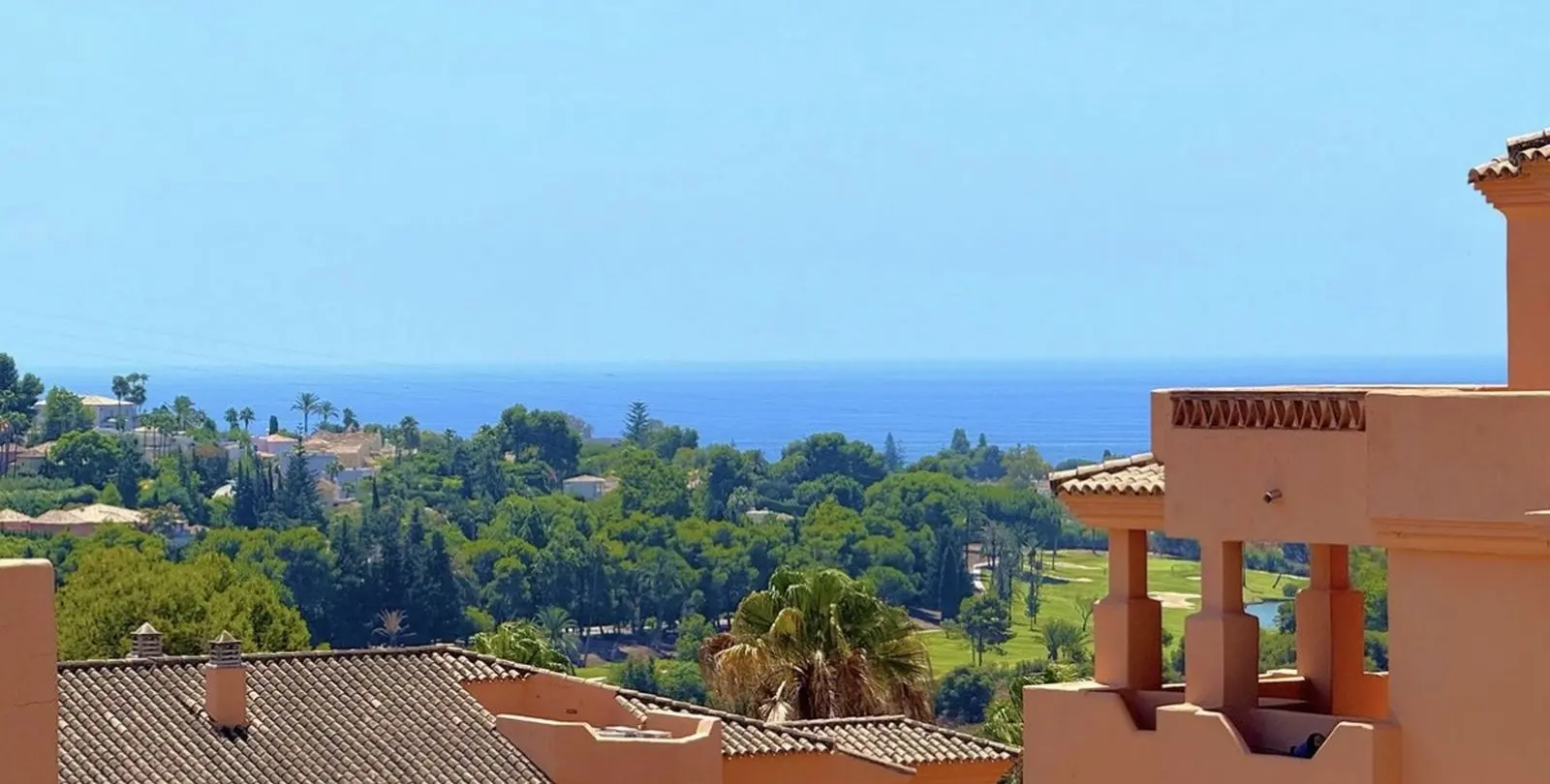 Продажа двухуровневого пентхауса в El Paraiso 39