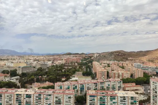 Image 6 thumb