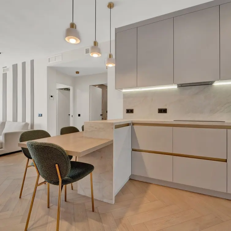 Продажа апартаментов на среднем этаже в Cancelada