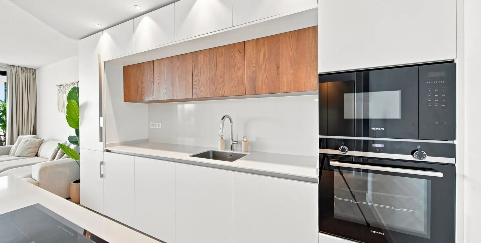 Venta de apartamento en planta media en Fuengirola 3