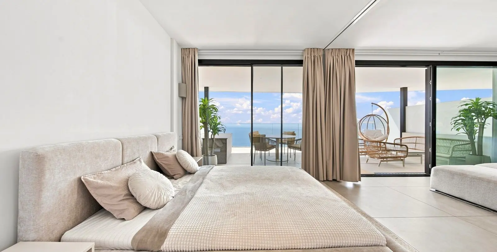 Venta de apartamento en planta media en Fuengirola 9