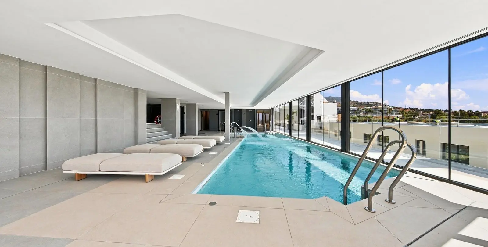 Venta de apartamento en planta media en Fuengirola 22