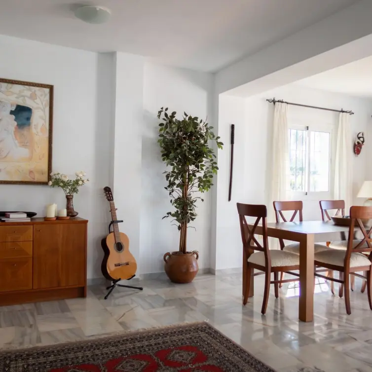 Venta de villa independiente en Estepona