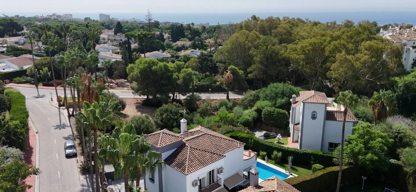 Sale of detached villa in Mijas Costa 1