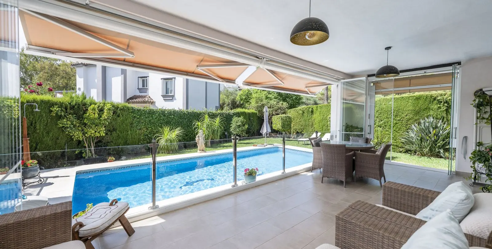 Sale of detached villa in Mijas Costa 11