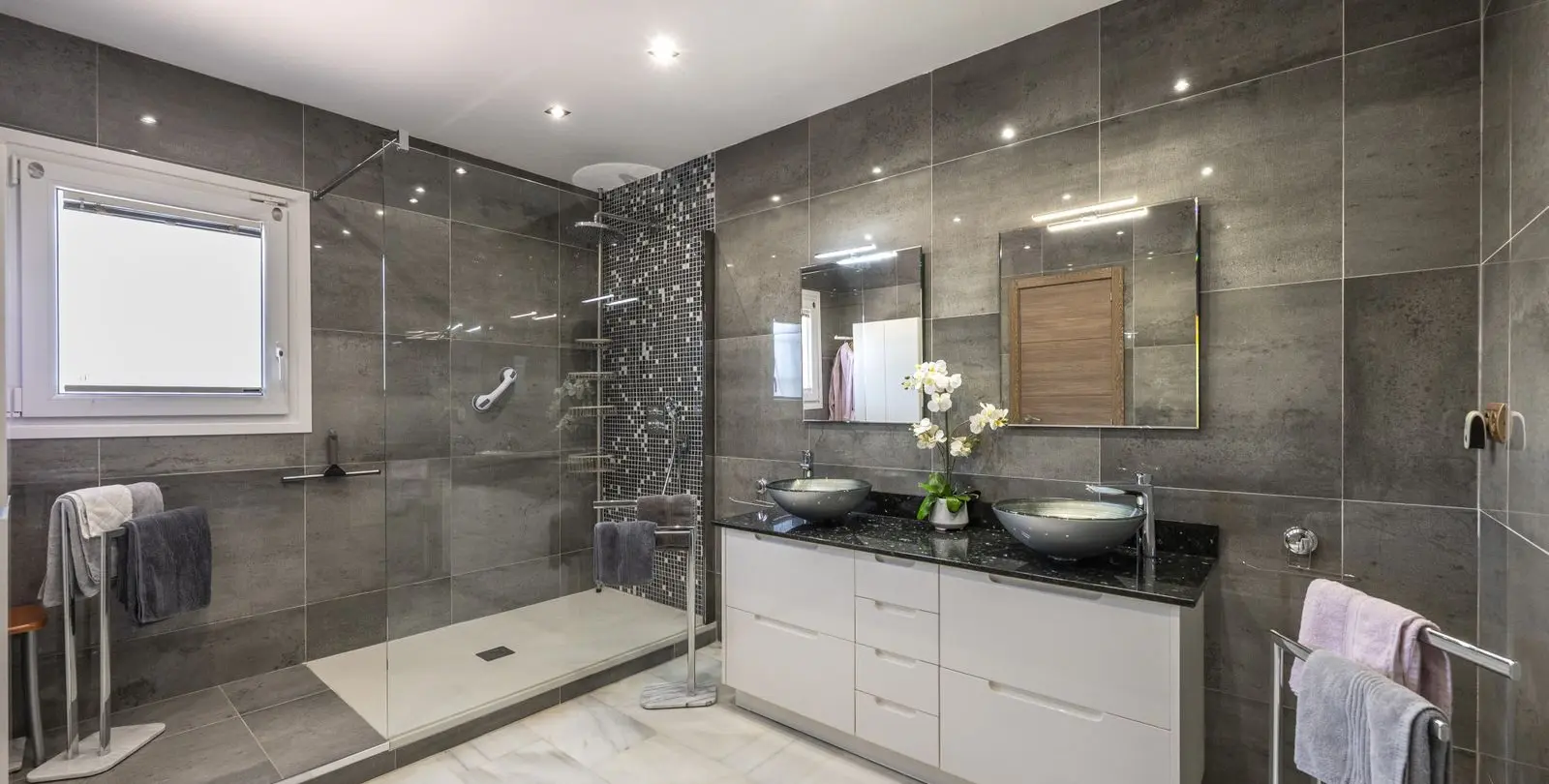 Sale of detached villa in Mijas Costa 26