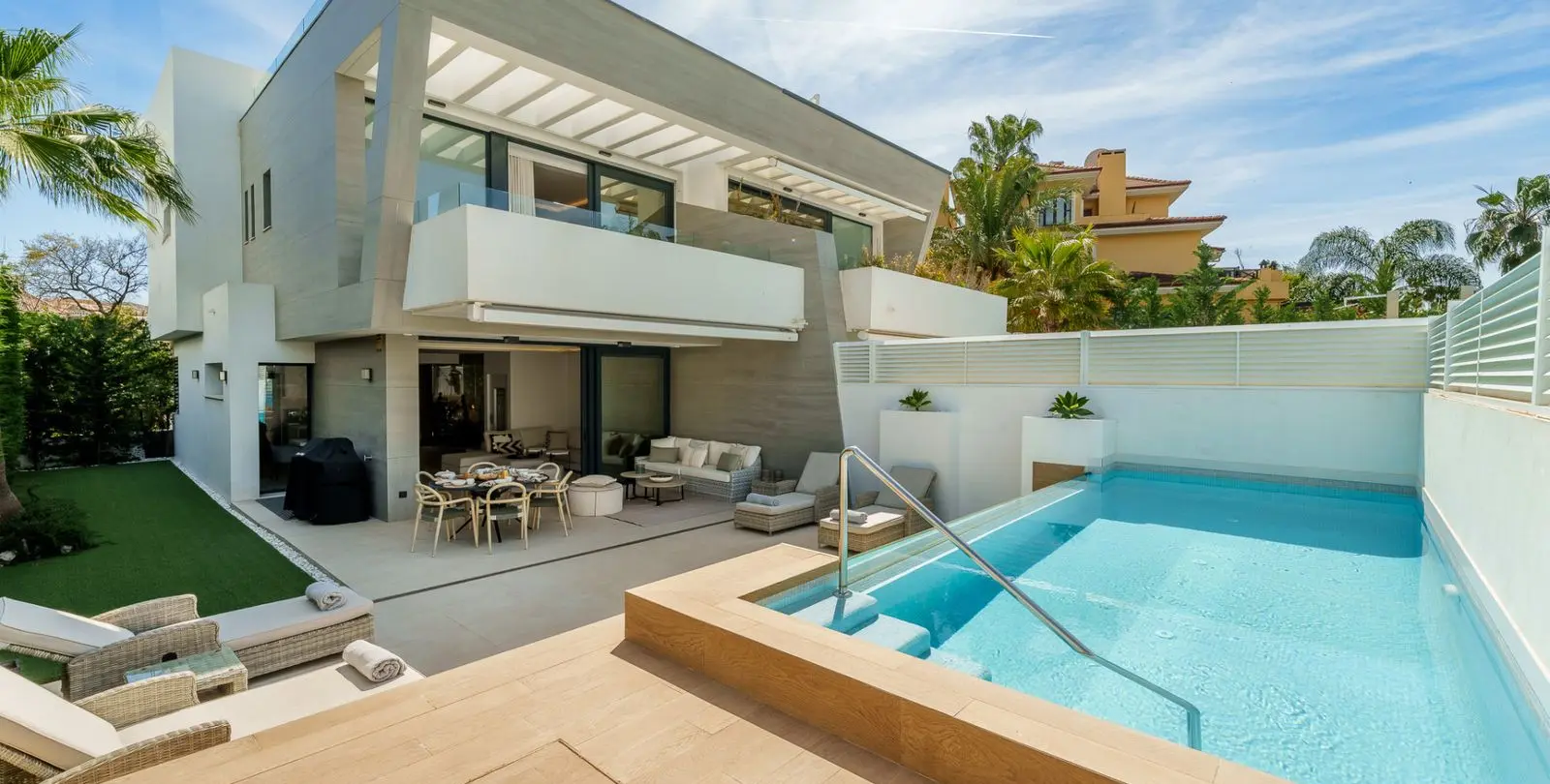 Venta de casa pareada en Puerto Banús 1