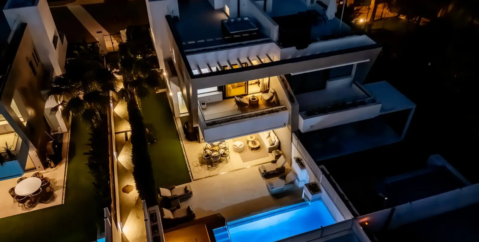 Venta de casa pareada en Puerto Banús 29