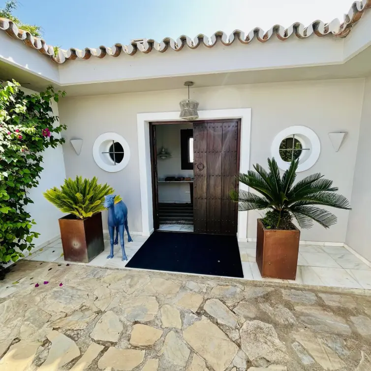 Venta de villa independiente en Guadalmina Baja