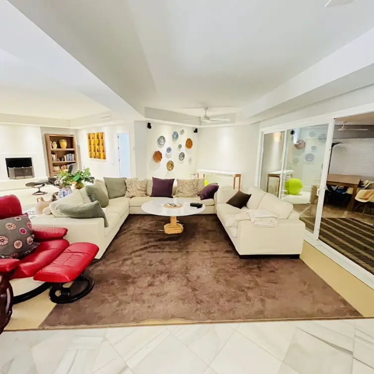 Venta de villa independiente en Guadalmina Baja