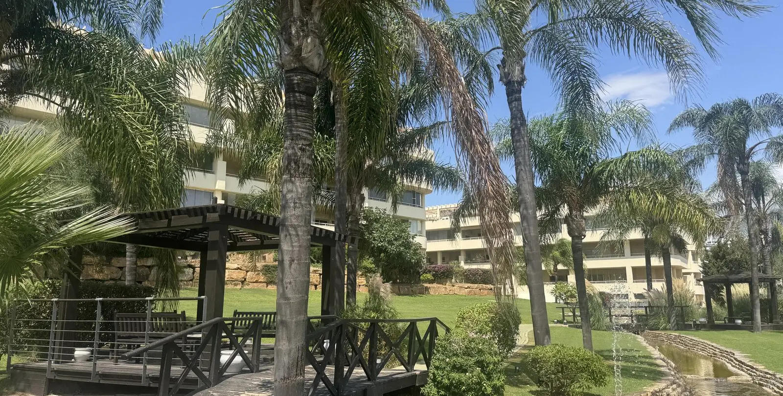Продажа апартаментов на первом этаже в Mijas Costa 3