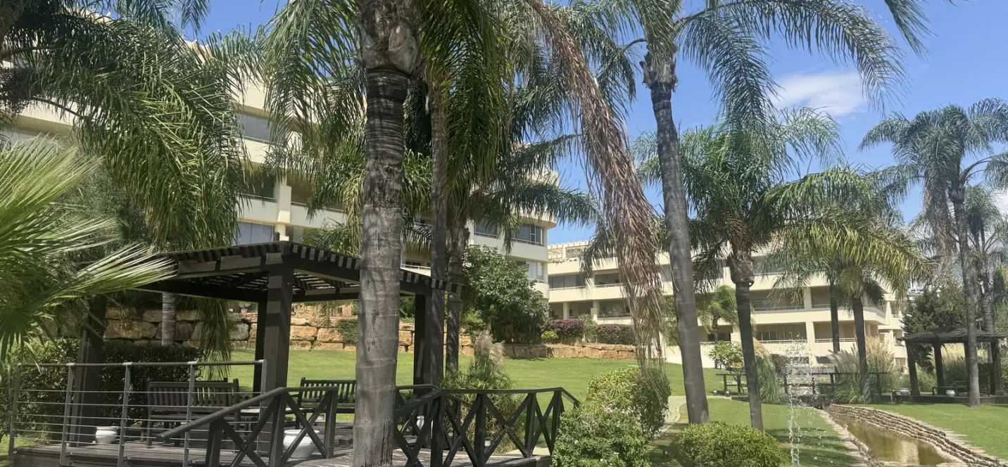 Продажа апартаментов на первом этаже в Mijas Costa 2
