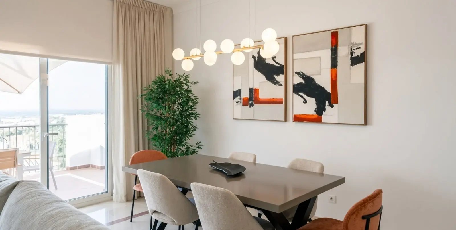 Sale of penthouse in El Paraiso 21