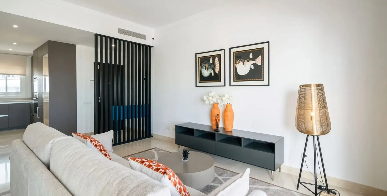 Sale of penthouse in El Paraiso 22
