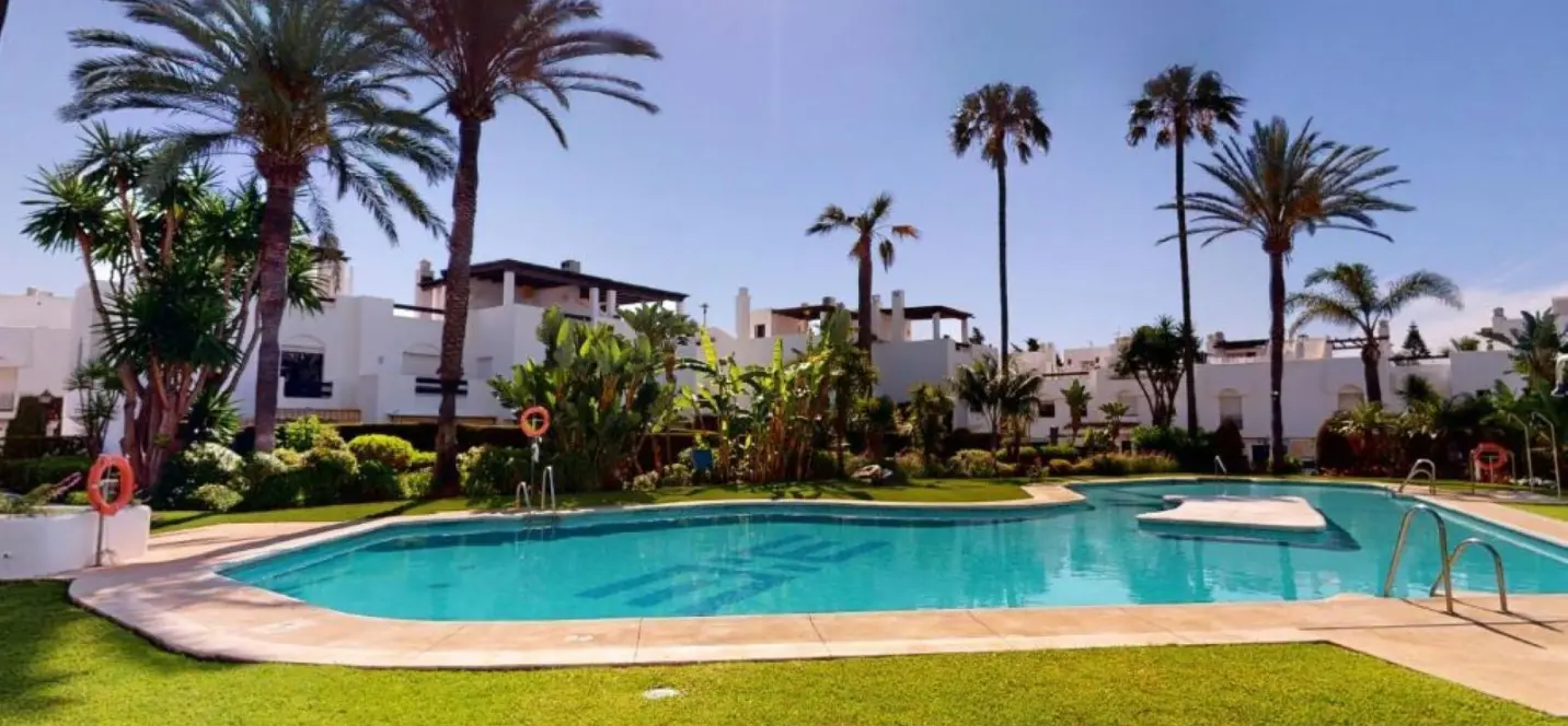 Sale of townhouse in San Pedro de Alcántara 0
