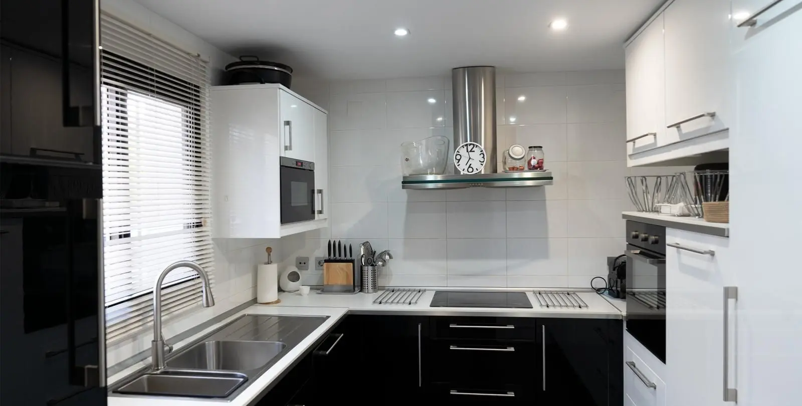 Sale of townhouse in San Pedro de Alcántara 11