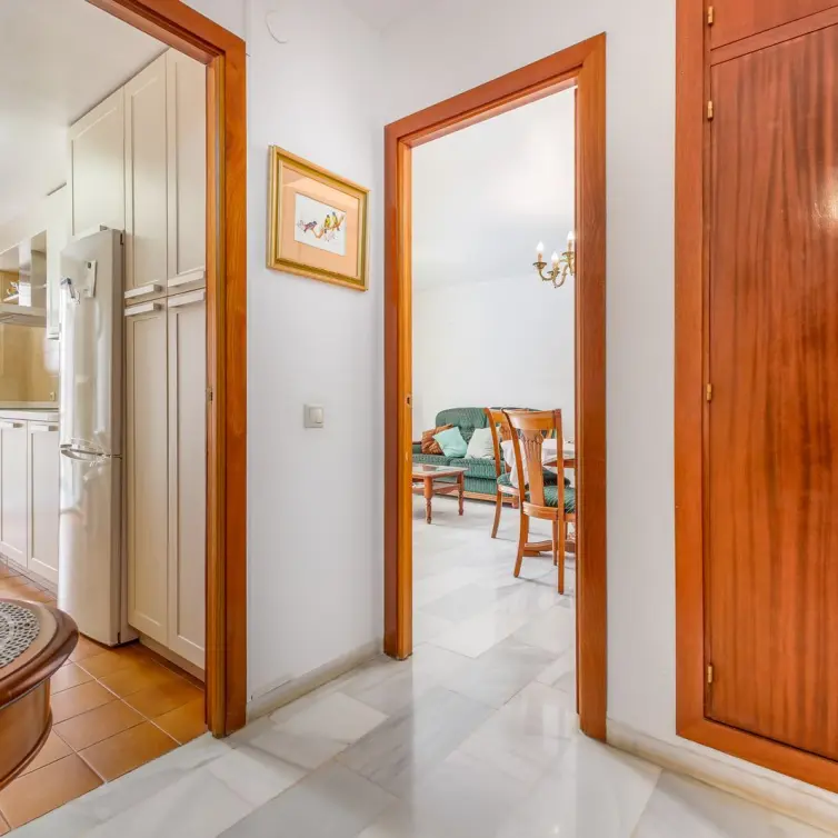 Venta de apartamento en planta media en Fuengirola