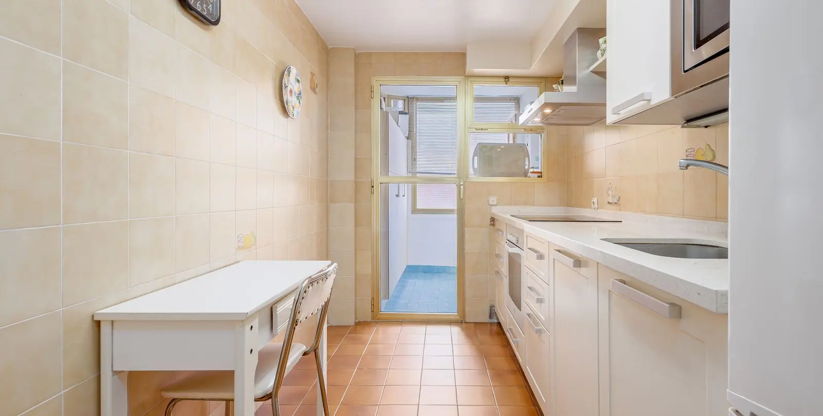 Venta de apartamento en planta media en Fuengirola 7