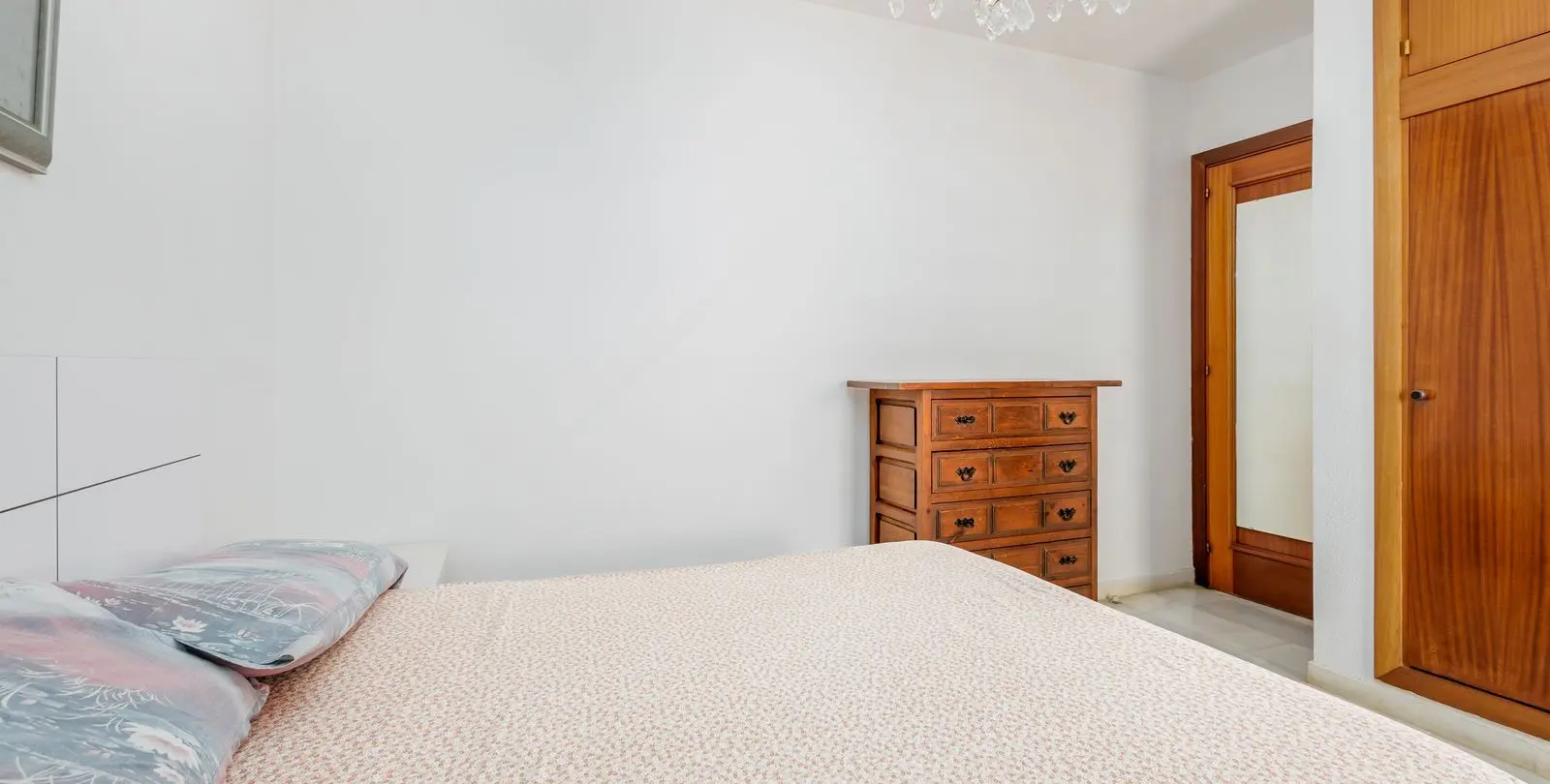 Venta de apartamento en planta media en Fuengirola 13