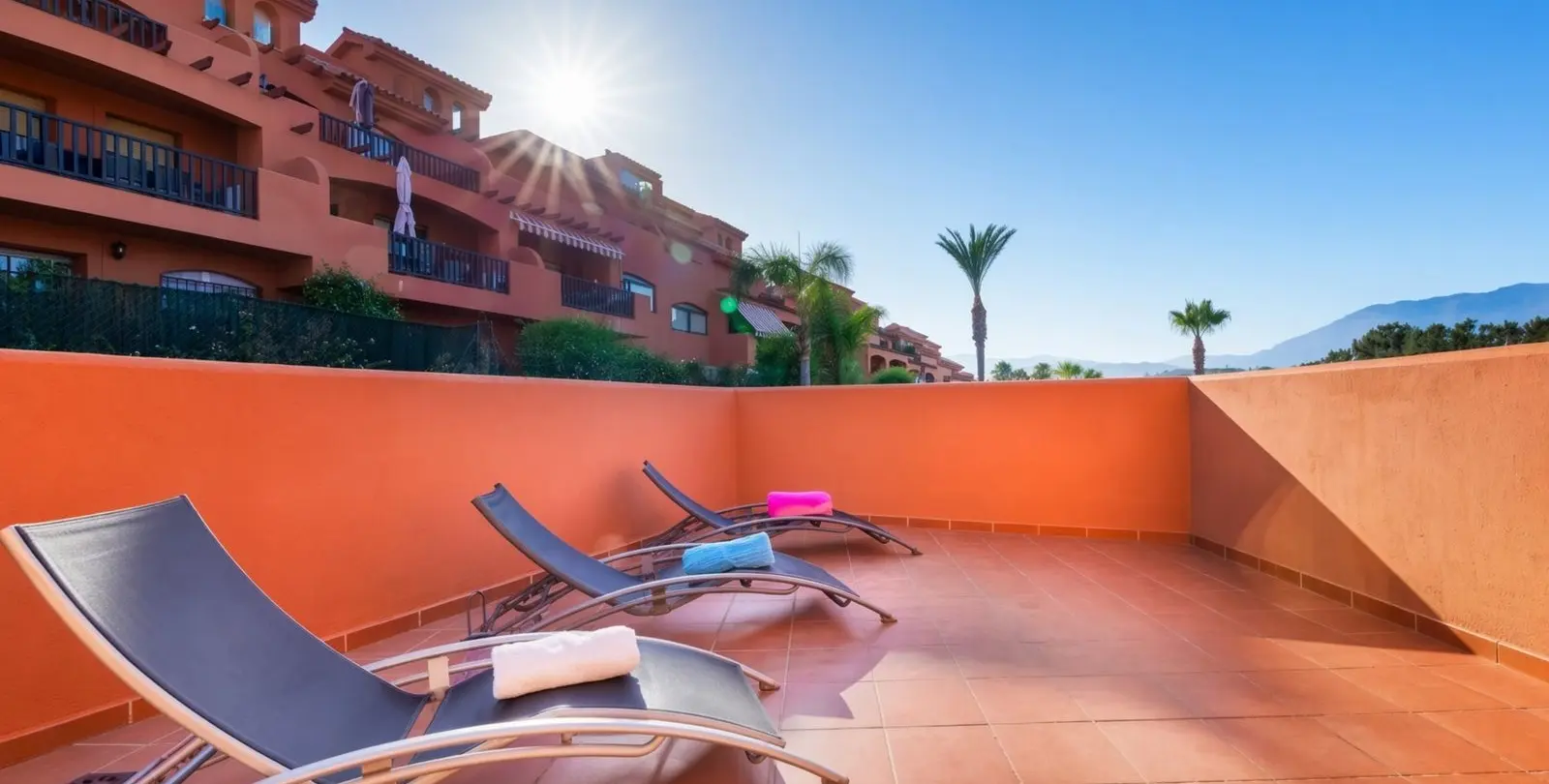 Sale of penthouse duplex in Estepona 20