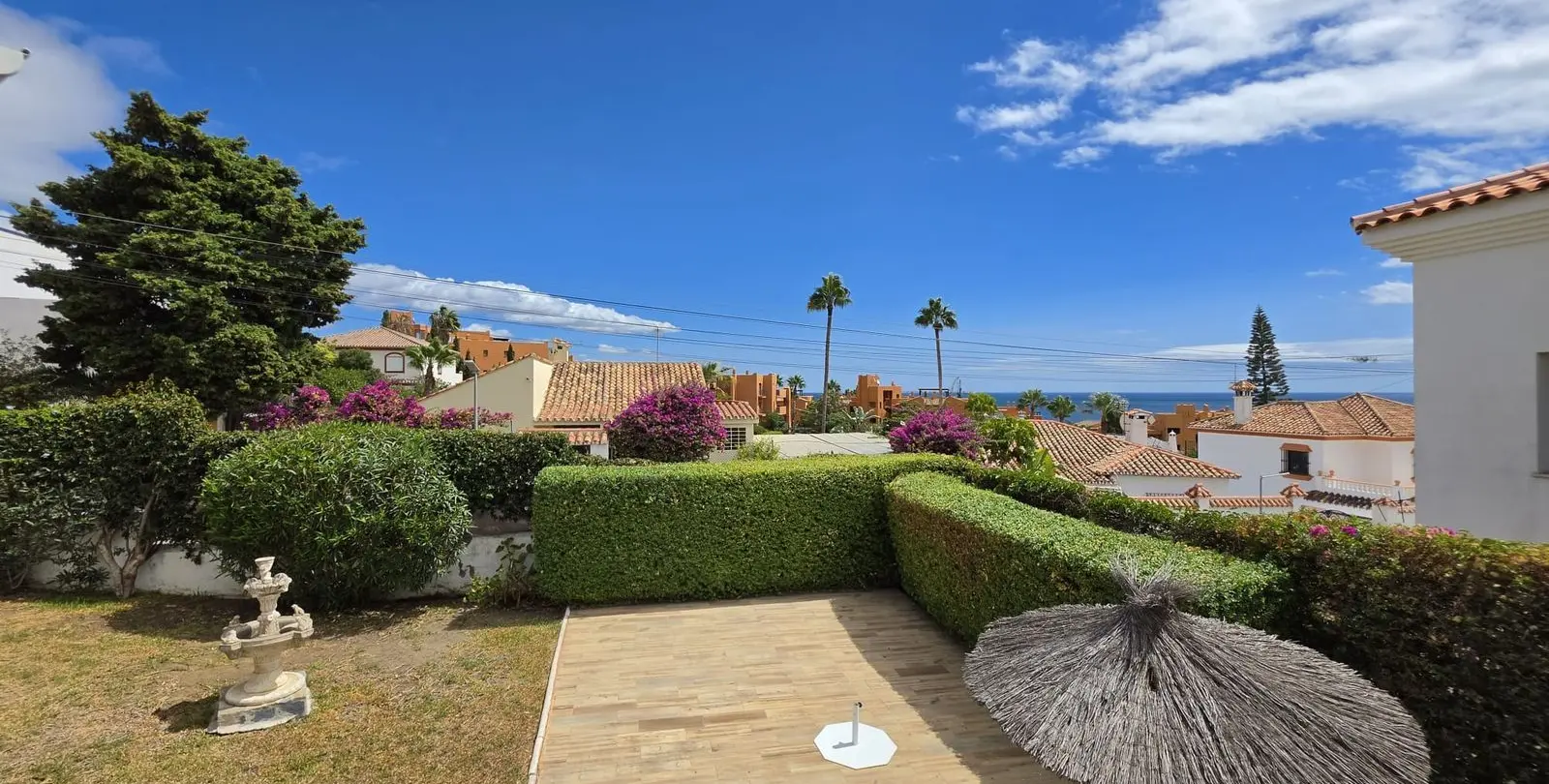 Продажа  отдельно стоящей виллы в Estepona 6