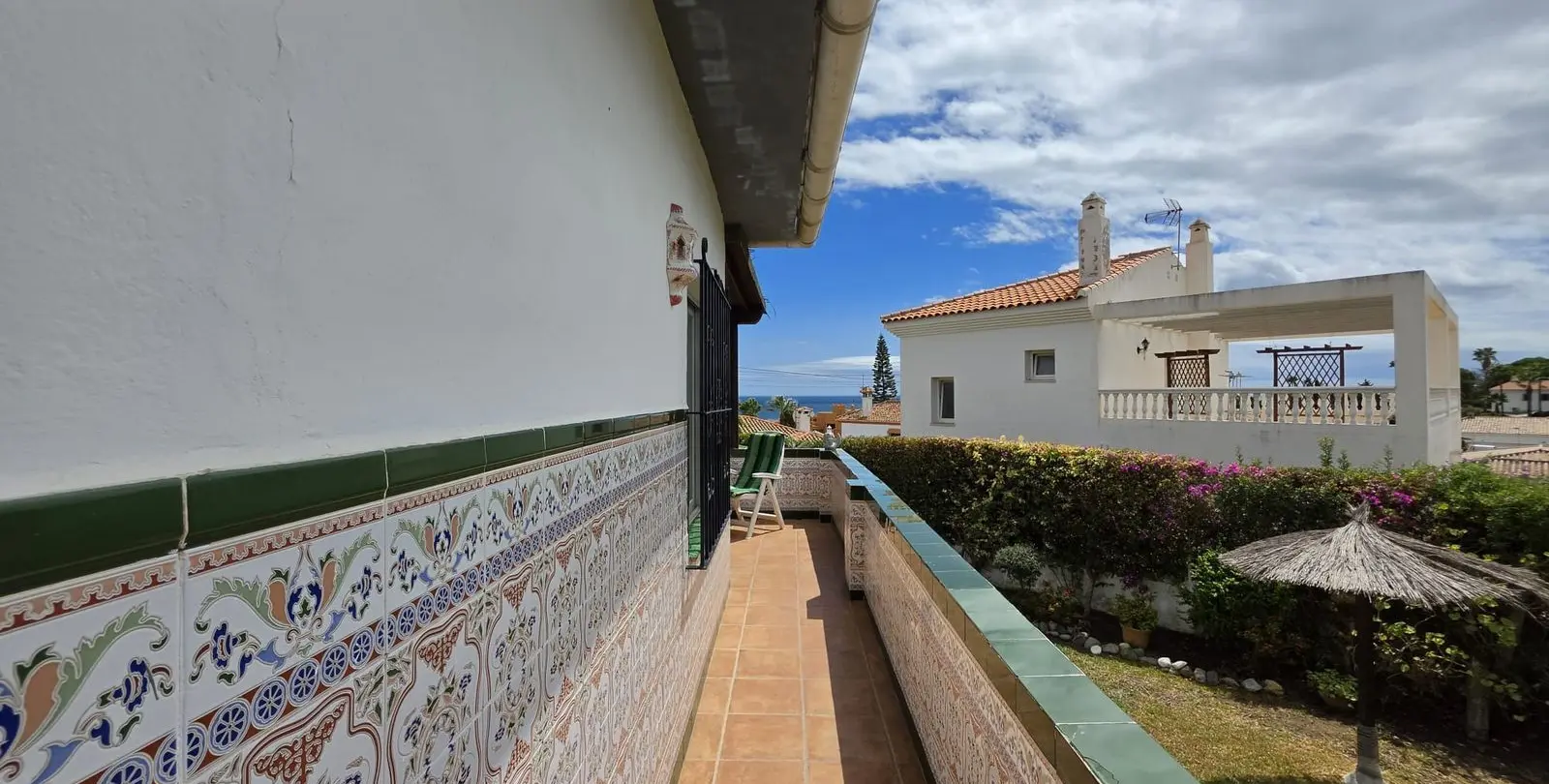 Продажа  отдельно стоящей виллы в Estepona 15